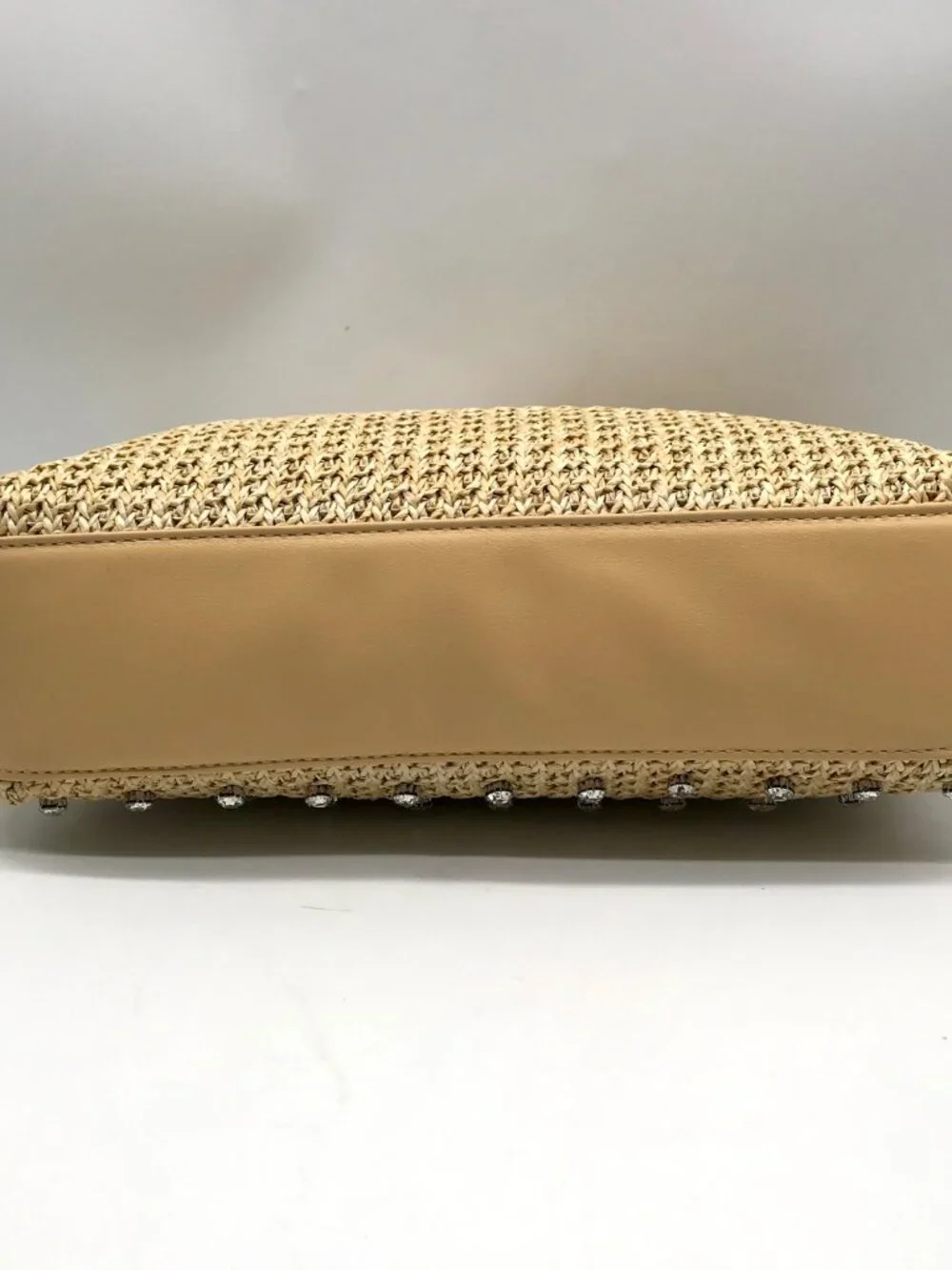 Urban Expressions Natural Marta Clutch